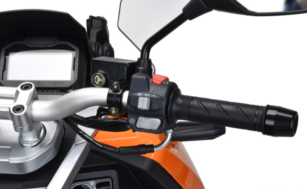 Скутер MOTOLAND (МОТОЛЕНД) T-MAX 150 в Ижевске