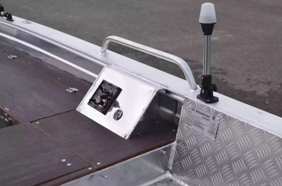 Алюминиевая лодка Wyatboat-390РМ в Ижевске