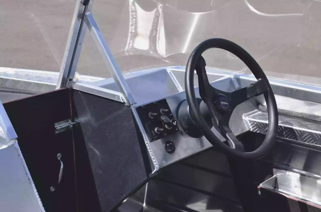 Алюминиевая лодка Wyatboat-390 DCM в Ижевске