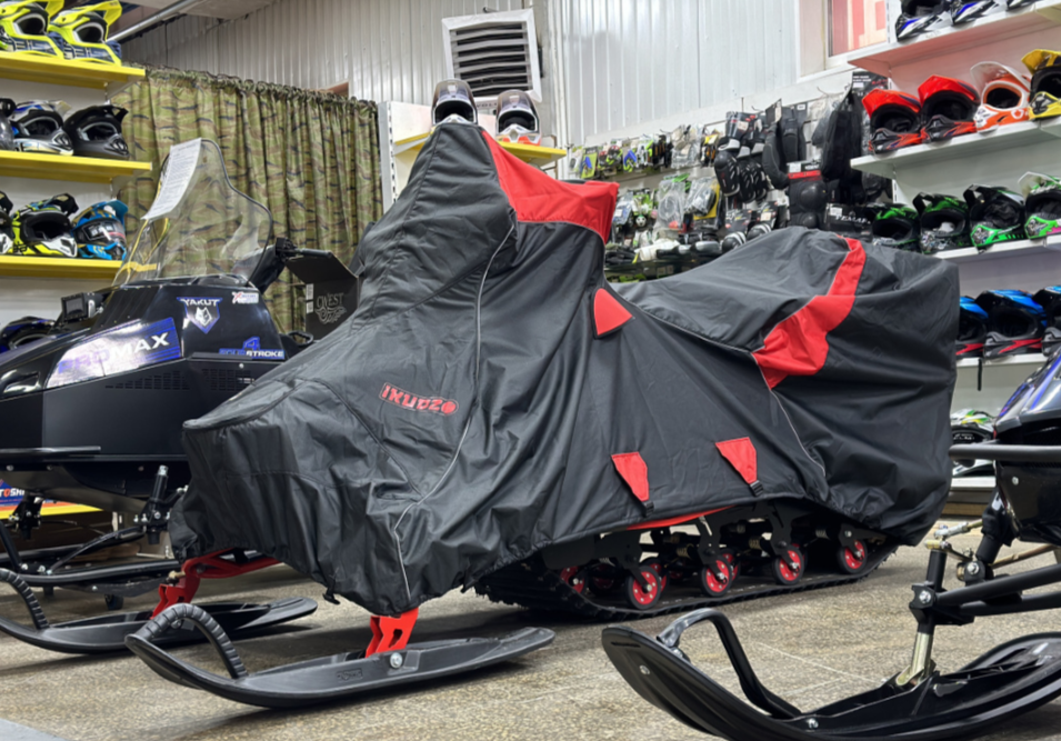 Чехол транспорт. снегохода IKUDZO HUNTER черно-красный Оксфорд ПРЕМИУМ качества с лого IKUDZO в Ижевске