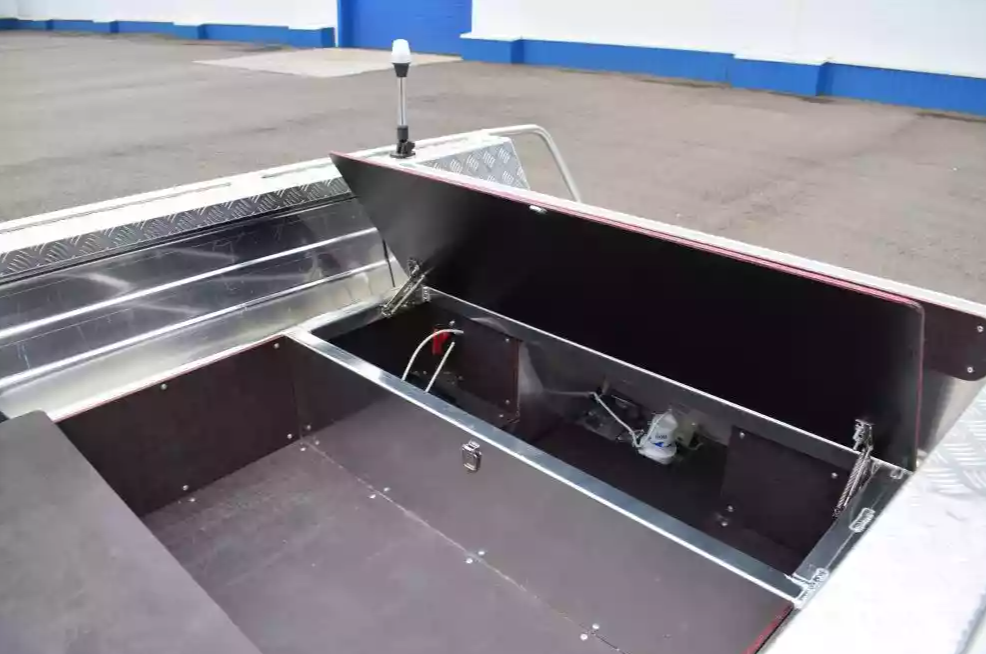 Алюминиевая лодка Wyatboat-390 DCM Увеличенный борт в Ижевске