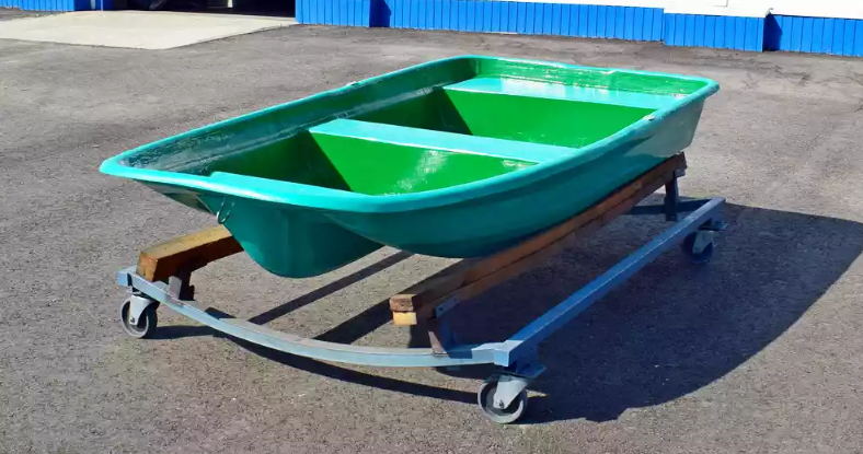 Стеклопластиковая лодка Старт (тримаран) в Ижевске