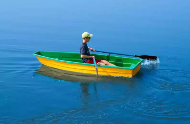 Стеклопластиковая лодка Малютка в Ижевске