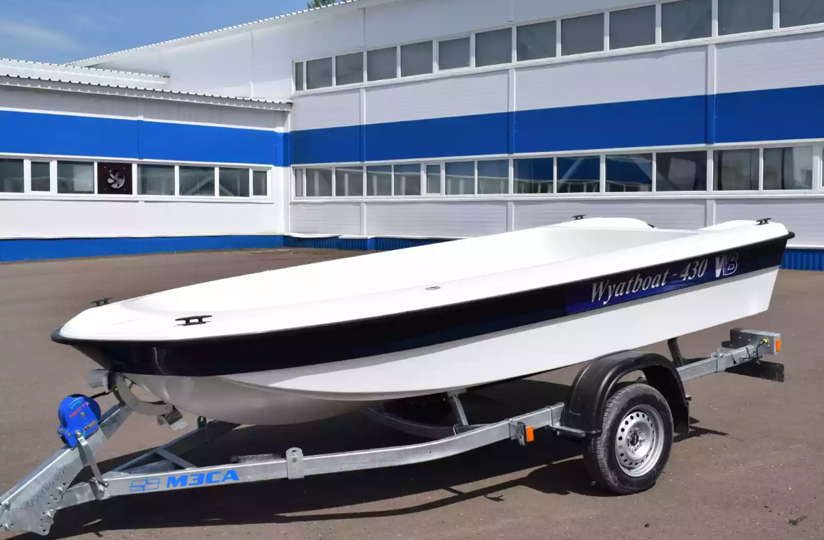 Стеклопластиковая лодка Wyatboat 430 тримаран в Ижевске