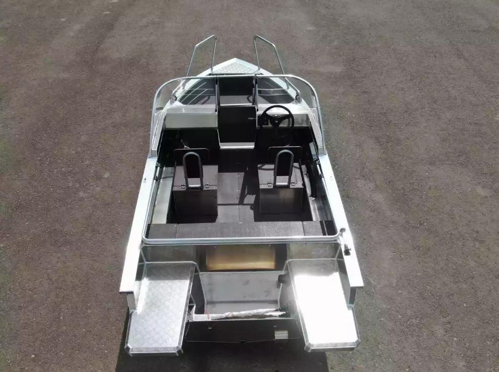 Алюминиевая лодка  Неман-400 DCM NEW в Ижевске