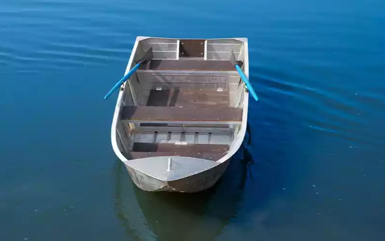 Алюминиевая лодка Вятка-Профи 37 в Ижевске