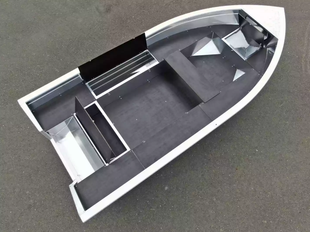 Алюминиевая лодка  Неман-420 в Ижевске