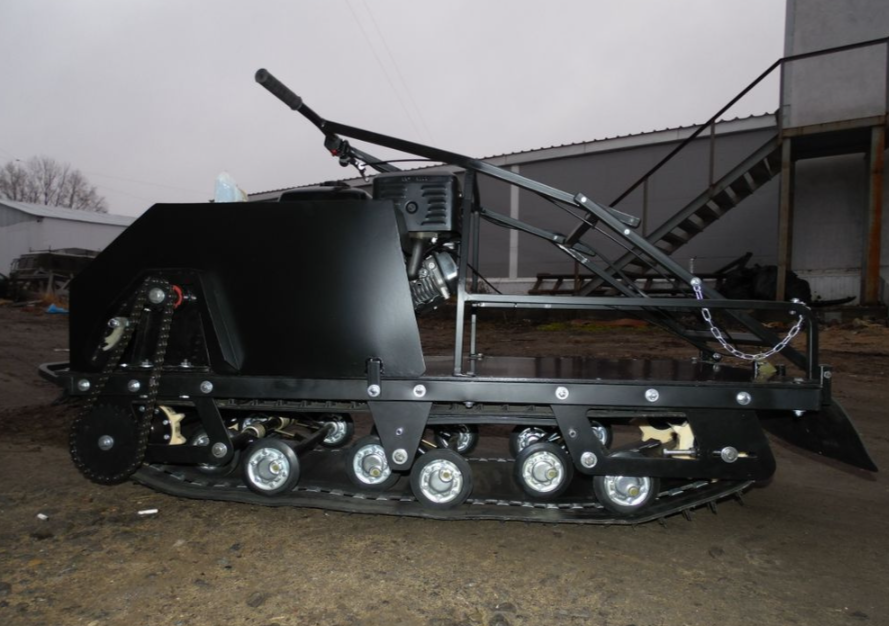 Мотобуксировщик AhtaR Зима 9 л/с с вариатором в Ижевске