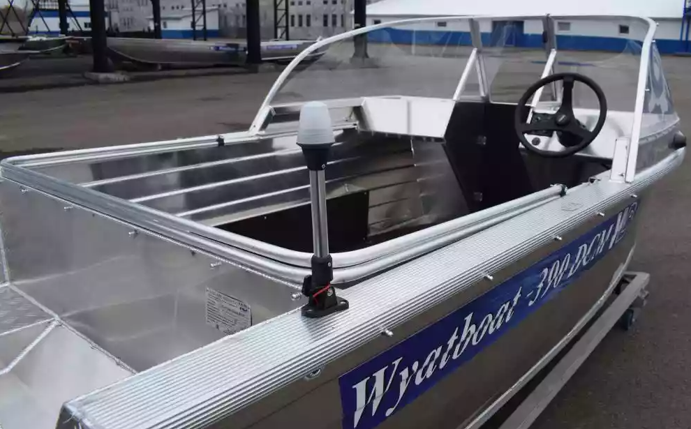 Алюминиевая лодка Wyatboat-390 DCM Увеличенный борт в Ижевске