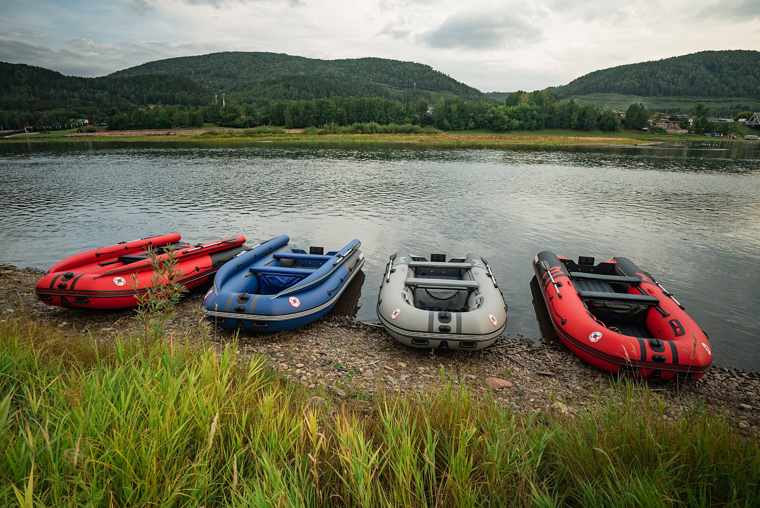 Лодка MISHIMO RIVER FJET PRO 430  под водомет в Ижевске